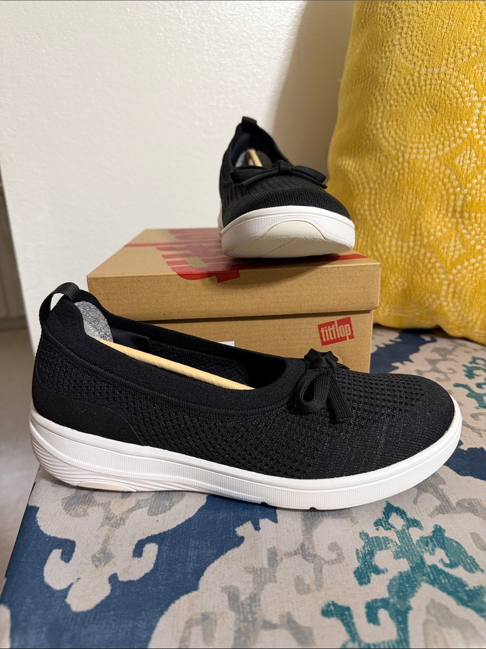 Fitflop Black Bow Knit Slip-On Ballet Flat with White Sole